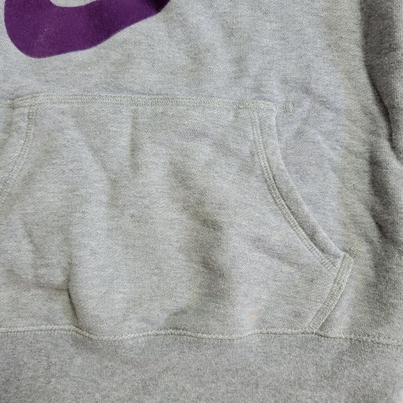 90s Vintage Nike Hoodie - Picture 2 of 6